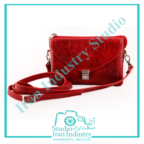 عکاسی محصولات چرمی | آتلیه عکاسی روزگارخوش